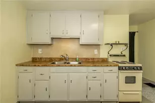 400 -1/2 Jackson Ave, Vandergrift, PA 15690 - Photo 13
