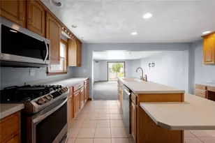 1734 Rutledge St, Pittsburgh, PA 15211 - Photo 13
