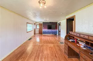 21199 Shore Dr, West Mead Twp, PA 16335 - Photo 15