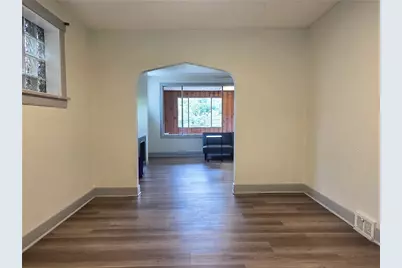 858 Monteiro, Pittsburgh, PA 15217 - Photo 17
