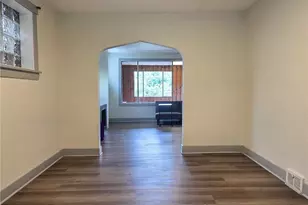 858 Monteiro, Pittsburgh, PA 15217 - Photo 17