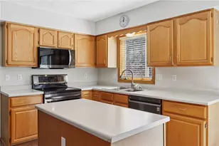365 Cobblestone, Robinson Twp, PA 15136 - Photo 17