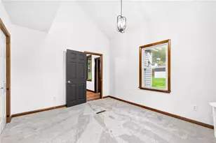 701 Locust St, Hempfield Township, PA 15601 - Photo 9
