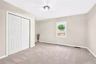 701 Locust St, Hempfield Township, PA 15601 - Photo 17