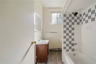 620 Broadway Blvd, Pitcairn, PA 15140 - Photo 17