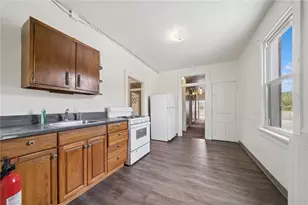 620 Broadway Blvd, Pitcairn, PA 15140 - Photo 13