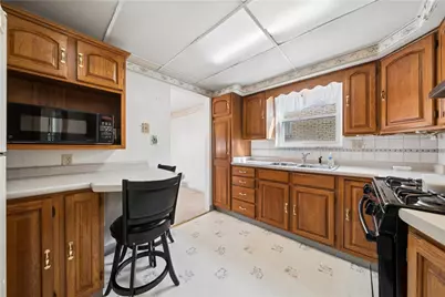 2710 Race St, Pittsburgh, PA 15235 - Photo 9