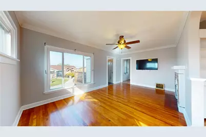 922 Highland Ave, Port Vue, PA 15133 - Photo 9