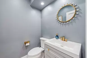 244 Hazel Dr, Pittsburgh, PA 15228 - Photo 19