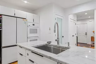 244 Hazel Dr, Pittsburgh, PA 15228 - Photo 11