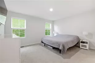 134 Olivia Dr, Center Township, PA 15061 - Photo 23