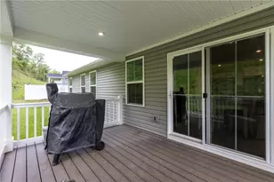 134 Olivia Dr, Center Township, PA 15061 - Photo 29