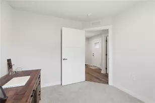 134 Olivia Dr, Center Township, PA 15061 - Photo 21