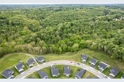 134 Olivia Dr, Center Township, PA 15061 - Photo 33