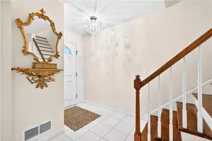 1818 Foxcroft Ln, Pittsburgh, PA 15101 - Photo 11