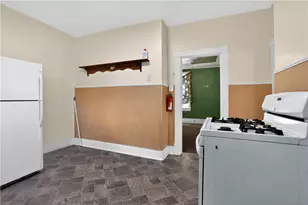 807 Maple Dr, White Oak, PA 15131 - Photo 19