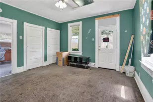 807 Maple Dr, White Oak, PA 15131 - Photo 5