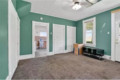 807 Maple Dr, White Oak, PA 15131 - Photo 23