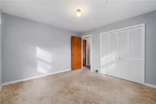 409 Sylvania Dr, Ross Twp, PA 15229 - Photo 15