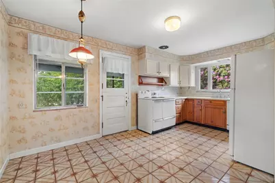 409 Sylvania Dr, Ross Twp, PA 15229 - Photo 7