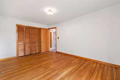 409 Sylvania Dr, Ross Twp, PA 15229 - Photo 13