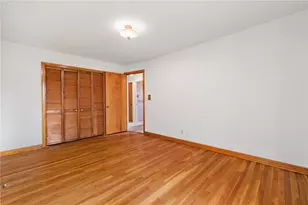 409 Sylvania Dr, Ross Twp, PA 15229 - Photo 13