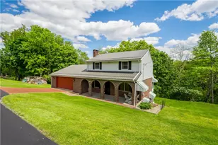 1314 Moreland Dr, Moon/Crescent Twp, PA 15108 - Photo 3