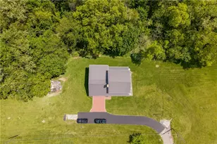 1314 Moreland Dr, Moon/Crescent Twp, PA 15108 - Photo 7