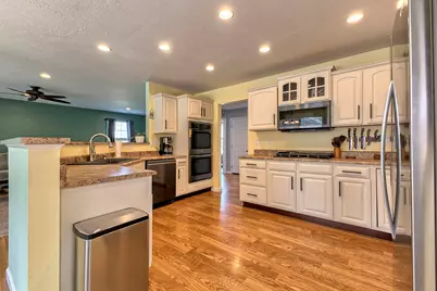 8447 Walthour Drive, North Huntingdon, PA 15642 - Photo 5