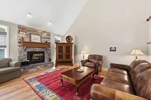 105 Heritage Creek Dr Dr, Adams Township, PA 16046 - Photo 9
