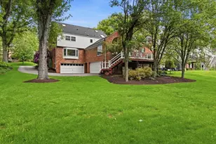 1480 Redfern Dr, Pittsburgh, PA 15241 - Photo 31