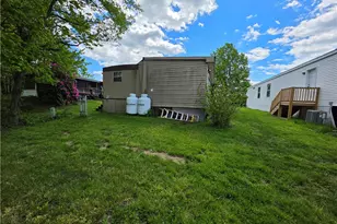333 Cypress Ave, Rochester, PA 15074 - Photo 9