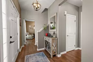 7017 Sherwood Dr, South Fayette, PA 15057 - Photo 5