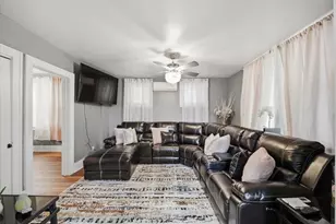 819 Kerr St, Ambridge, PA 15003 - Photo 5