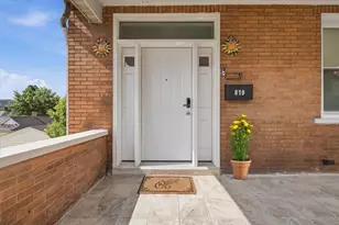819 Kerr St, Ambridge, PA 15003 - Photo 3