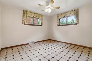 4251 Lydia St, Pittsburgh, PA 15207 - Photo 33