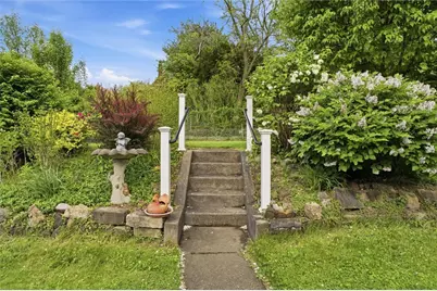 4251 Lydia St, Pittsburgh, PA 15207 - Photo 47