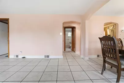 4251 Lydia St, Pittsburgh, PA 15207 - Photo 9