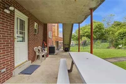 4251 Lydia St, Pittsburgh, PA 15207 - Photo 39