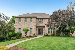 7064 Bennington Woods Dr, Pittsburgh, PA 15237 - Photo 1