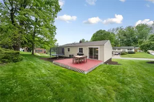922 Cork Dr, Bethel Park, PA 15102 - Photo 35