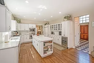 100 Rock Haven Ln, Pittsburgh, PA 15228 - Photo 11