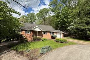 53 Vista Dr, White Township, PA 15701 - Photo 3