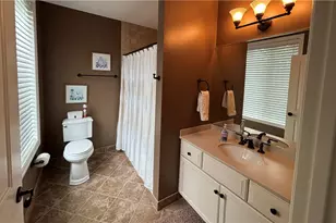 100 Vista Cir, Pittsburgh, PA 15238 - Photo 9