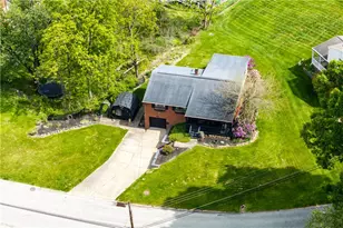 2805 W Munroe St, Bethel Park, PA 15102 - Photo 39