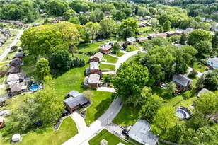 2805 W Munroe St, Bethel Park, PA 15102 - Photo 41
