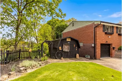 2805 W Munroe Street, Bethel Park, PA 15102 - Photo 5