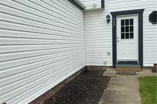 862 Sunset Cir, Cranberry Township, PA 16033 - Photo 1