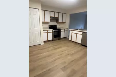 862 Sunset Cir, Cranberry Township, PA 16033 - Photo 5