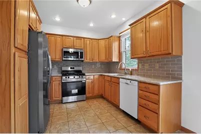 34 Harrington Way, Hempfield Township, PA 15601 - Photo 15
